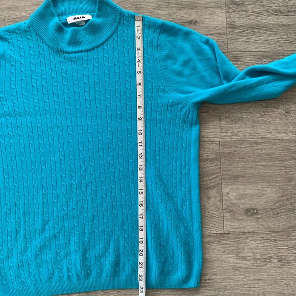 Alia bright blue vintage high neck turtleneck sweater - Picture 6 of 6